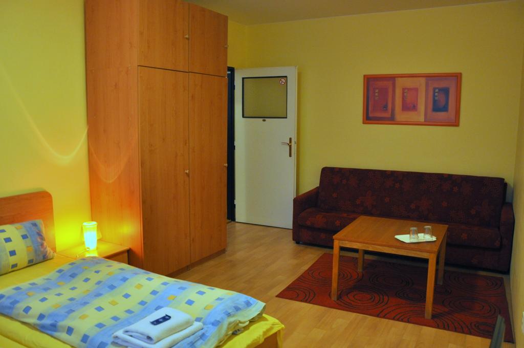 Hotel Komarov Brno Ngoại thất bức ảnh