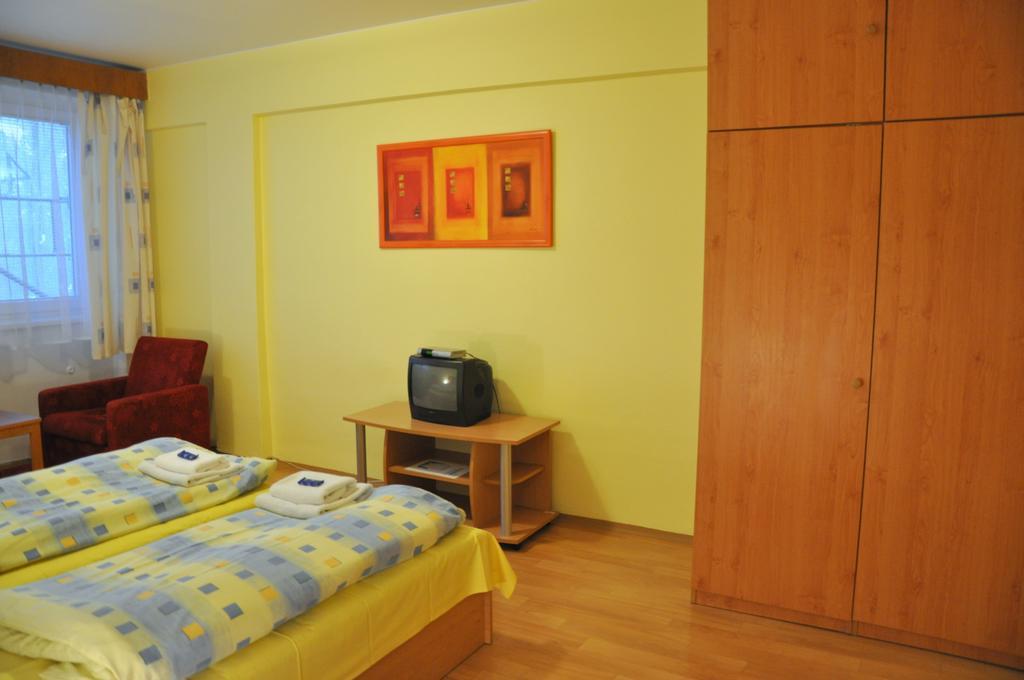 Hotel Komarov Brno Ngoại thất bức ảnh